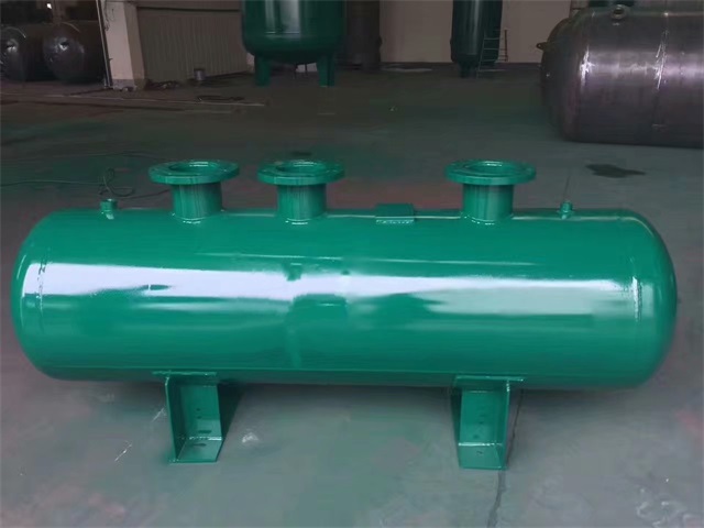 南澳南澳南澳蒸汽分气缸1.jpeg